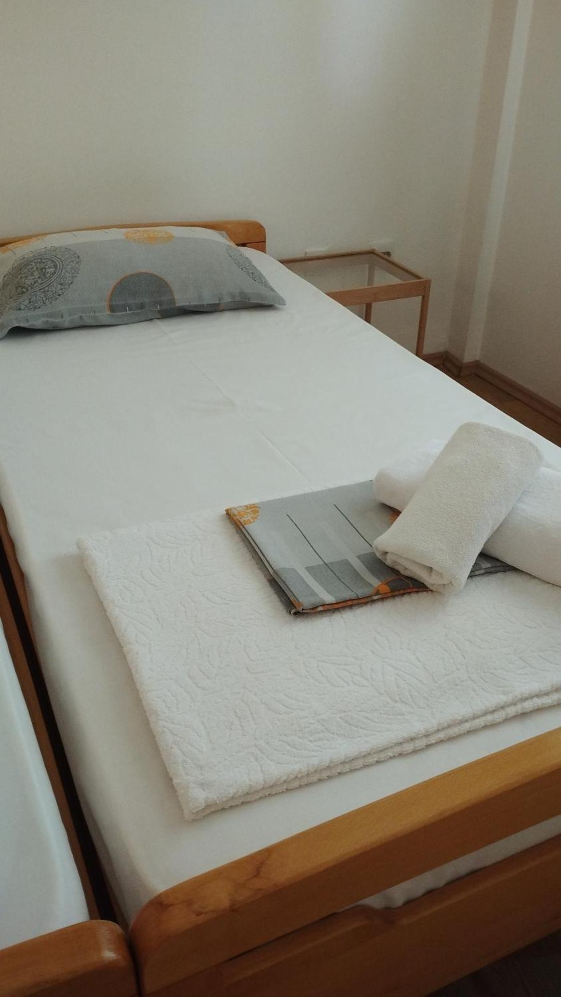 Filip Apartments Ohrid Esterno foto